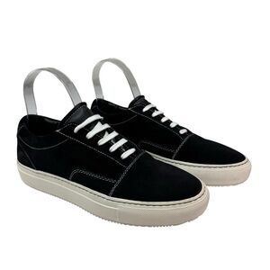 Woman by Common Projects Skate Low Suede Black EU 38